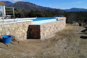 piscines béton corse