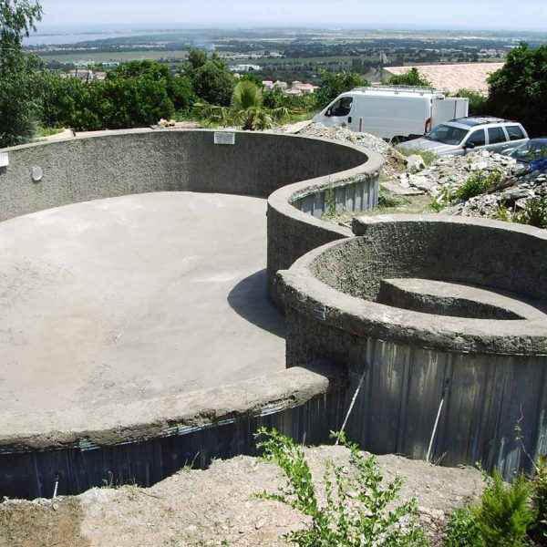 piscines béton corse