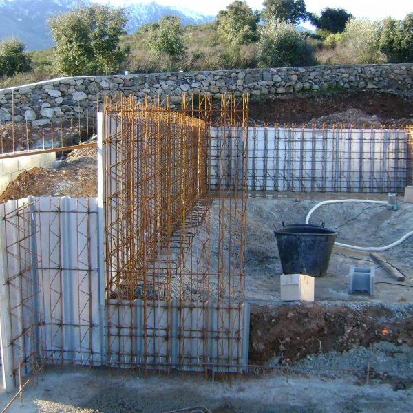 piscines béton corse