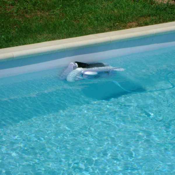 piscines béton corse