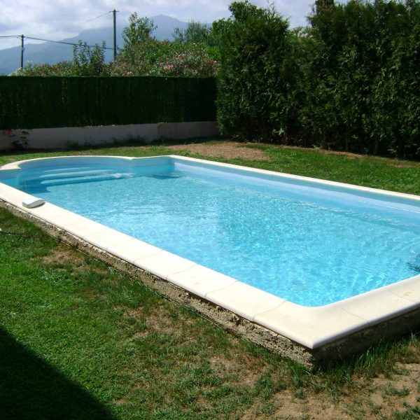 piscines béton corse