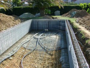 piscines béton corse