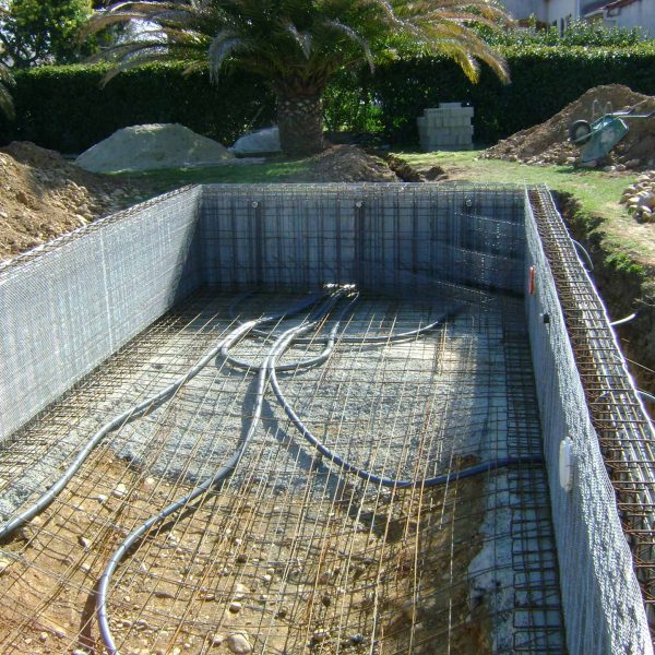 piscines béton corse