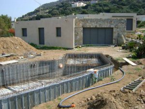 piscines béton corse