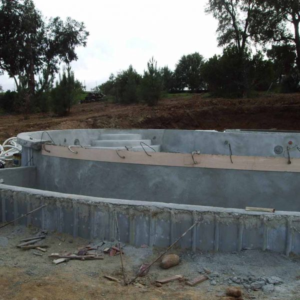 piscines béton corse